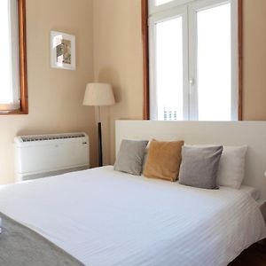 Standard Zimmer mit Kingsize-Bett