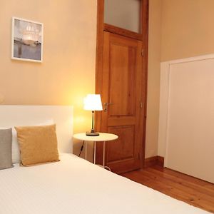 Budget Zimmer mit Kingsize-Bett